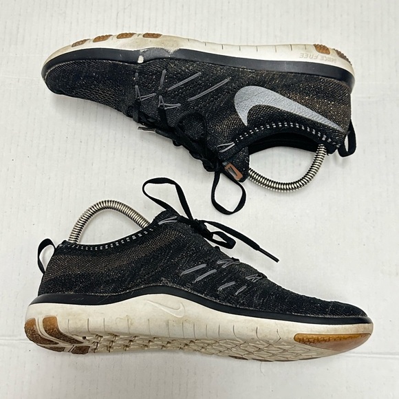 Nike Size 9 - Picture 1 of 6